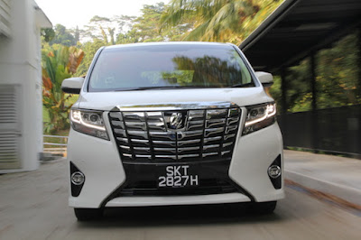 New 2016 Toyota Alphard Luxury MPV front view