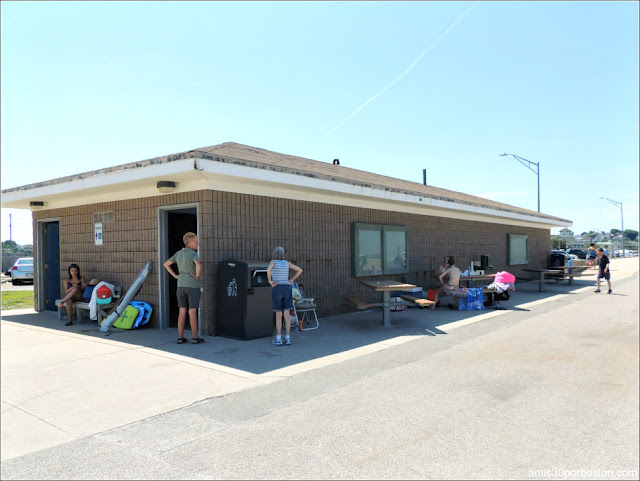 Servicios en la Playa Nantasket Beach, Hull 