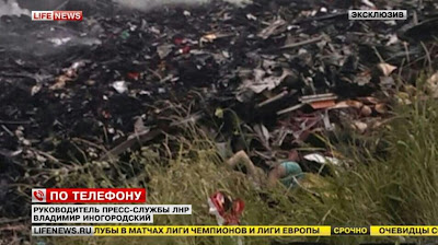  Gambar dan Foto MH17 Terhempas di Ukraine
