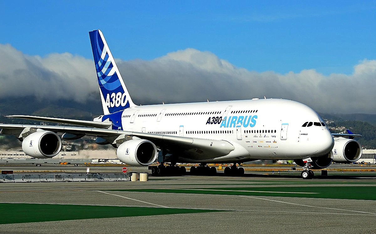 Airbus A380 Wallpaper 3 aircraft photo gallery 