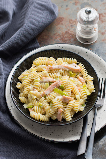 Fusilli aux poireaux et à la truite