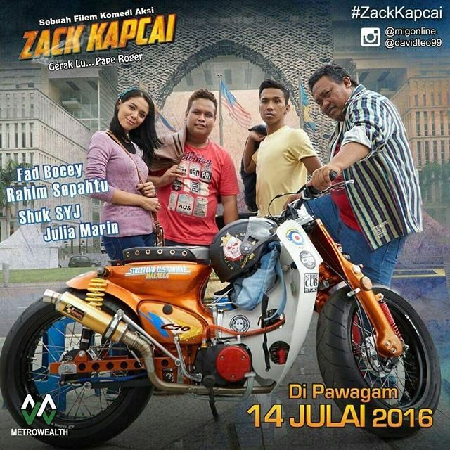 MOVIE DAY OUT : ZACK KAPCAI 