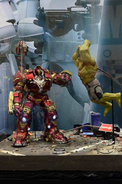 SDCC 2015 Hot Toys 1/6 Age of Ultron