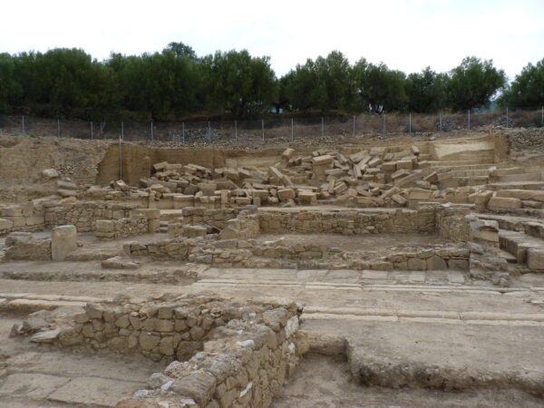 Αρχαία Θουρία: Αποκαλύφθηκε το μεγάλο μέρους του κοίλου του αρχαίου θεάτρου