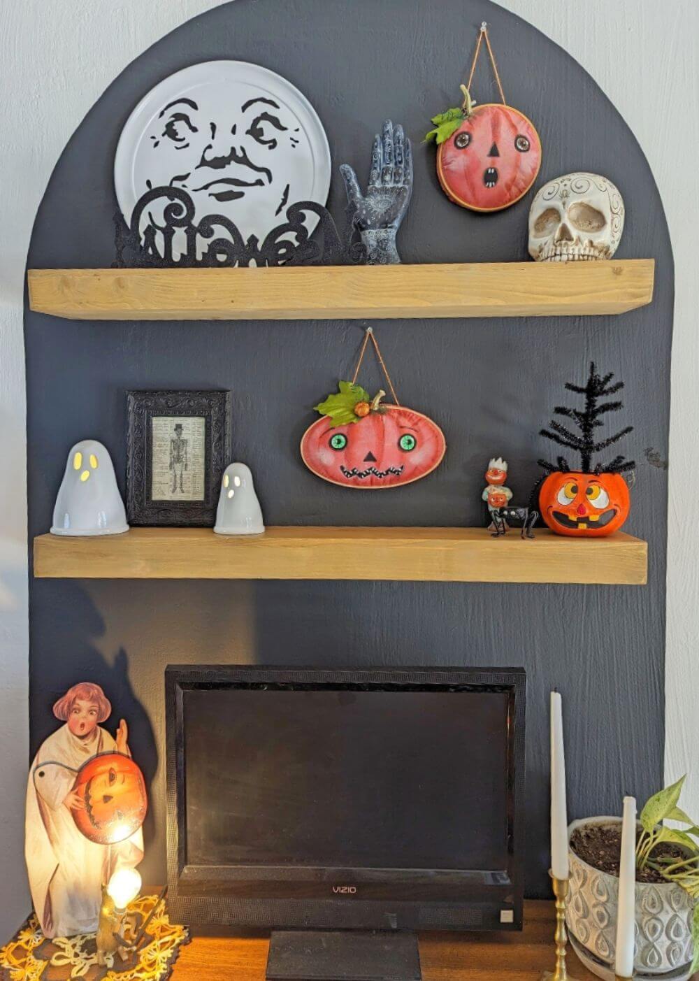 Halloween Decor Tour