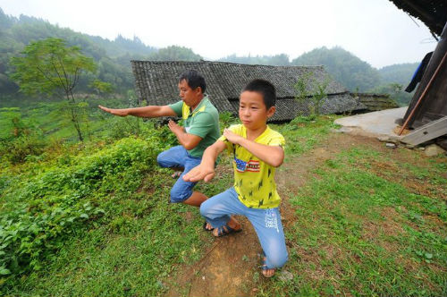 Satu Kampung Wajib Belajar Kung Fu