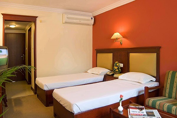 Kolkata cheap hotel