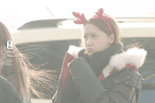 SNSD Yoona Deer Antlers Hairband Incheon Airport 5