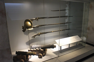 Muzium Negara's Colonial Era: Portuguese cannons, sword, helmet and matchlock guns