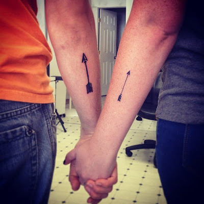 tatuaje de pareja tatuaje flecha antebrazo