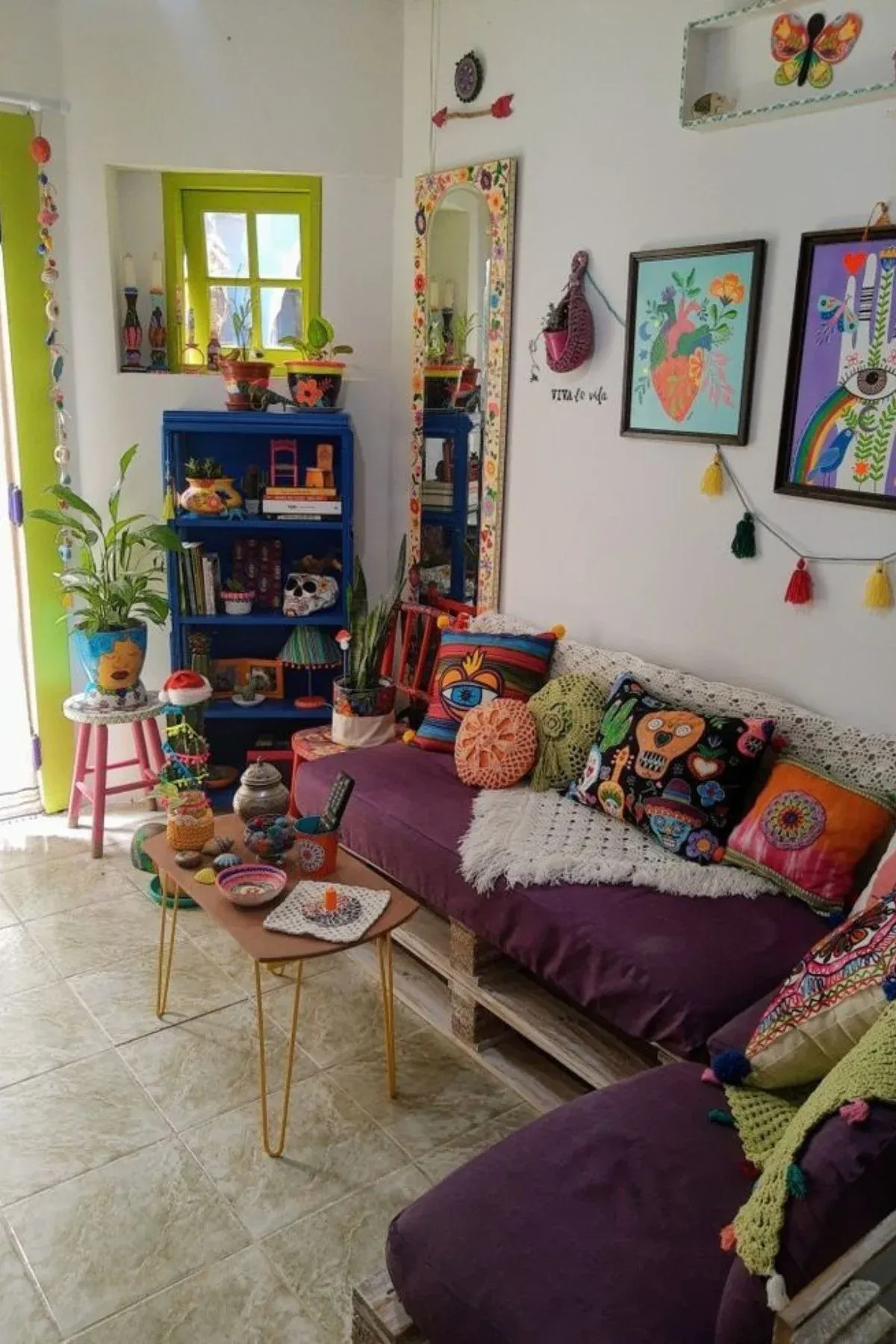 Arte nas Paredes de Casa: Ideias Criativas para Valorizar o seu Lar