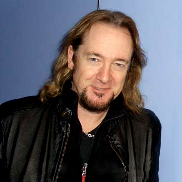 O Liberal: Entrevista com Adrian Smith