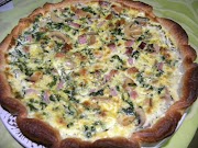 Quiche de bacon, cogumelos e espinafres