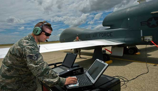 RQ-4 GLOBAL HAWK, PESAWAT PENGINTAI PALING CANGGIH DI DUNIA SAAT INI