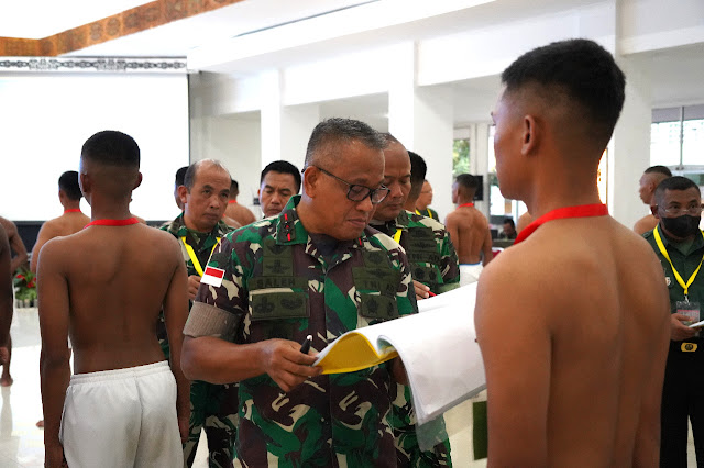 Muhammad Saleh Mustafa Pimpin Sidang Pantukhir Tamtama PK Tahun 2022