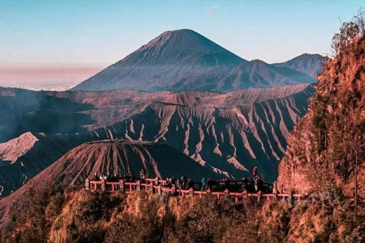 Bukit Kingkong, Spot Terbaik Melihat Sunrise di Gunung Bromo