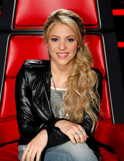 Shakira hairstyle  2014