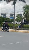 Dicrim Verón Punta Cana detiene individuos peleando con armas blancas en plena calle - Ver video