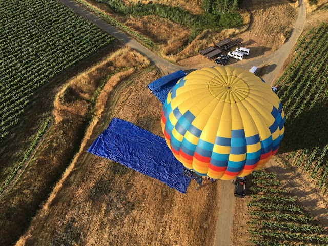 http://www.chriskiki.com/2017/07/riding-hot-air-baloon-ride-at-napa.html