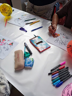 Atelier monotypes ballons sous verrière Musée Georges Sonneville Gradignan