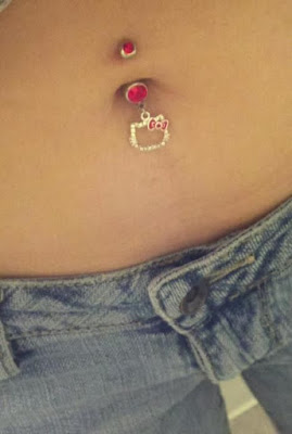 Belly Button Piercing Hello Kitty.