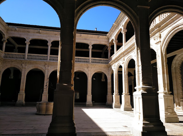 Patio central del Palacio de Avellaneda