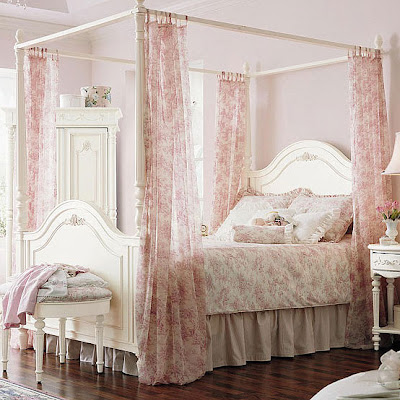 Toile Bedrooms on Pink Bedroom   Girls Bedroom Design   Bedroom Design   Girls Bedroom