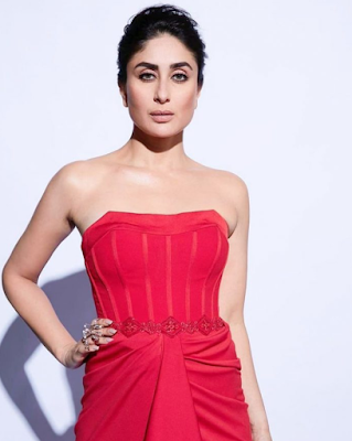 Kareena kapoor hot hd images bikini images, Kareena Kapoor latest pics, Kareena Kapoor real photo, kareena Kapoor 1080p photos, kareena Kapoor image download, wallpaper Kareena Kapoor, Kareena Kapoor hd wallpaper, kareena Kapoor water photos, Bollywood actress hot images