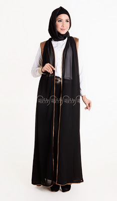 Fashion Busana Hijab Hitam Putih