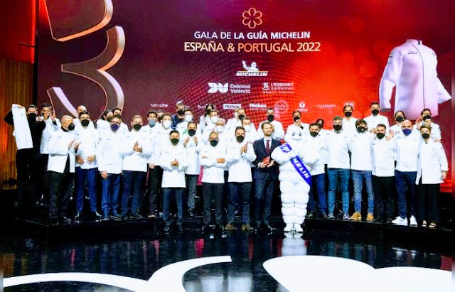 Yenny Coromoto Pulgar León enumera los restaurantes galardonados por la Guía MICHELIN España & Portugal 2022 en las categorías de dos estrellas, una estrella y Bib Gourmand