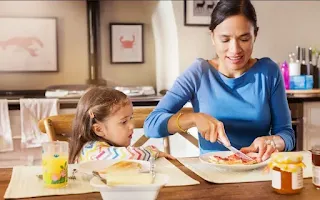 What are the struggles of being a single mother?_ichhori.webP