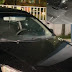 Assaltantes trocam tiros com a PM e abandonam carro roubado