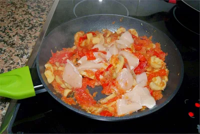 pollo con piquillo y chanpiñones paso 3