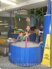 Promote experiential learning with the Summer Scavenger Hunt - Free Download from Raki's Rad Resources