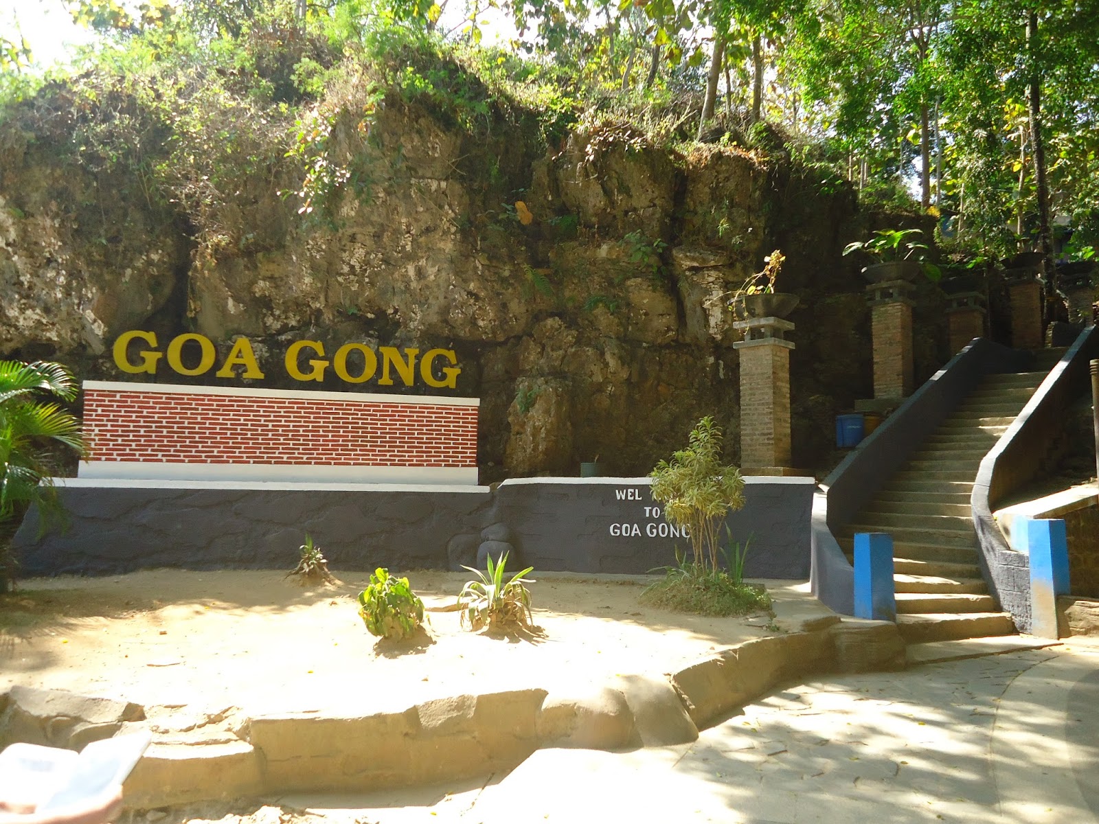 Goa Gong Pacitan