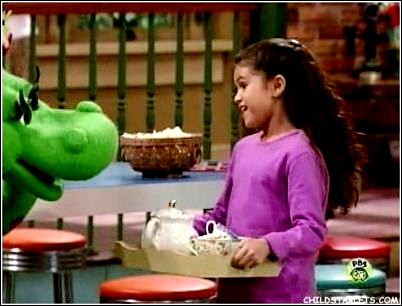 Selena Gomez Barney on Selena Gomez En Barney Jpg