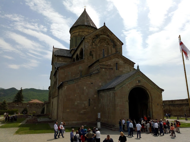 スヴェティツホヴェリ大聖堂 (Sveti Tskhoveli Church)