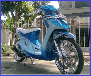 Airbrush_Modification_Yamaha_Mio_Front