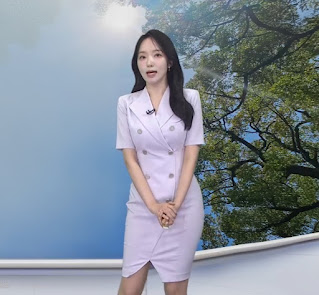 20250617 박소연 기상캐스터 연보라색 랩원피스 트윈단추
