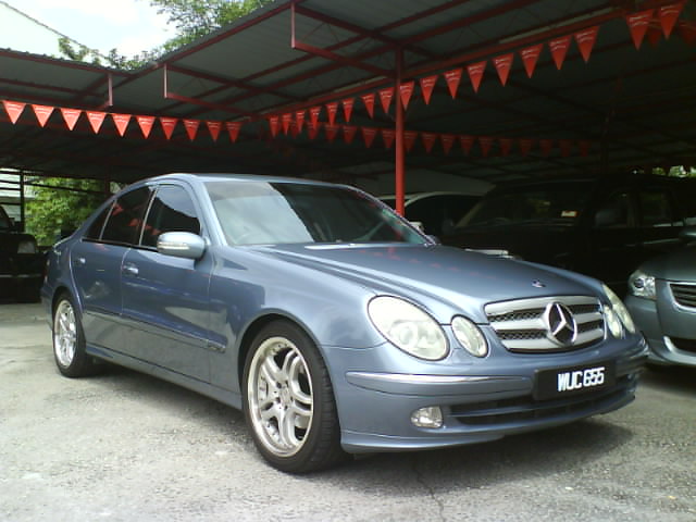 W211 advangarde selling Rm169k nego Advertised by aMir at 0912