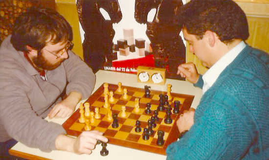 Partida de ajedrez del Campeonato Social de Partidas Rápidas del Sant Andreu 1990