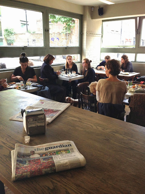 Allpress Roastery and cafe London Redchurch Street breakfast coolhunt The Squid stories