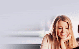 Resultado de imagem para menina feliz tumblr gif