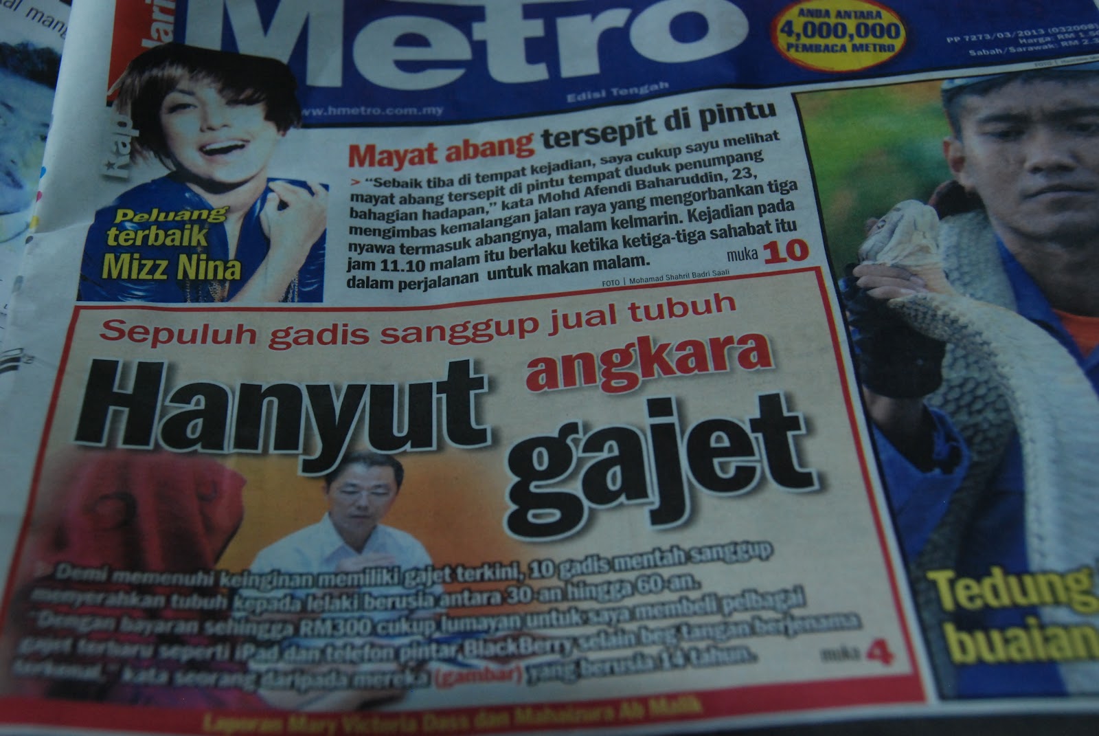 Surat Khabar Pelajar Buli