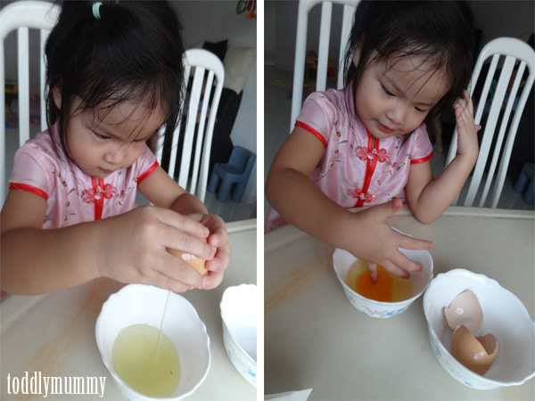 Egg peeling 1