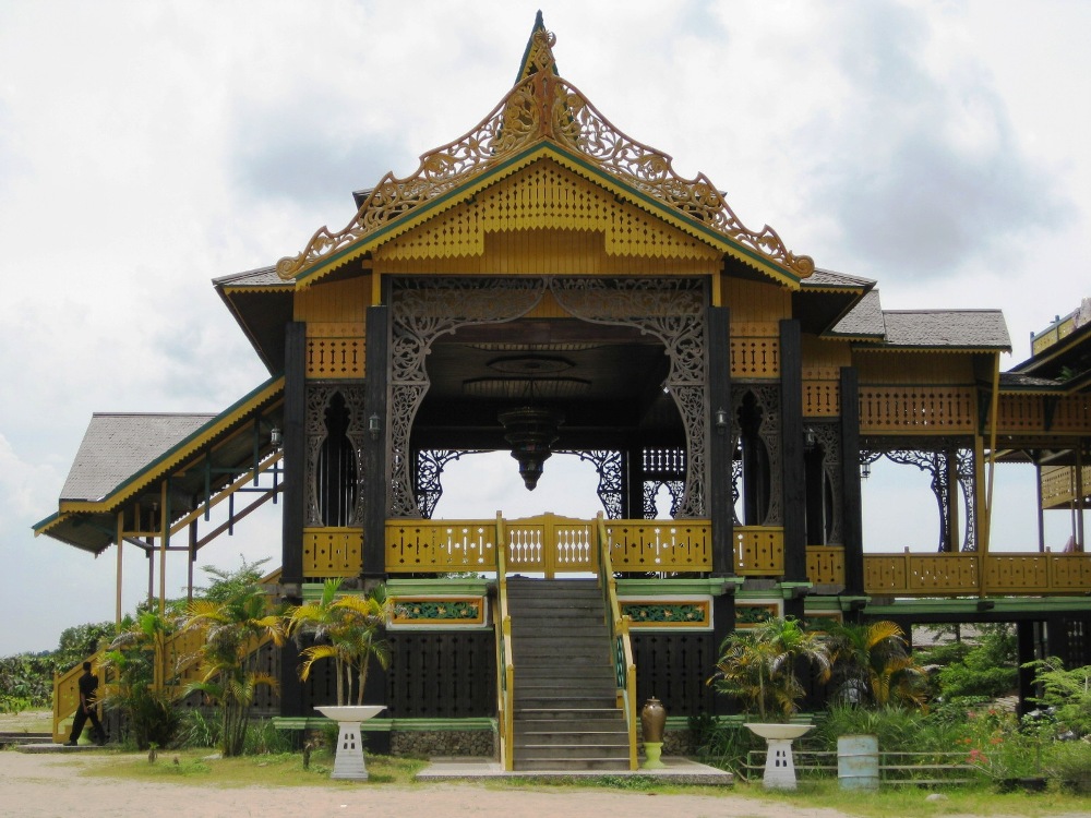 Nama Rumah Adat Melayu Kalimantan Barat - Rumah adat ketapang 