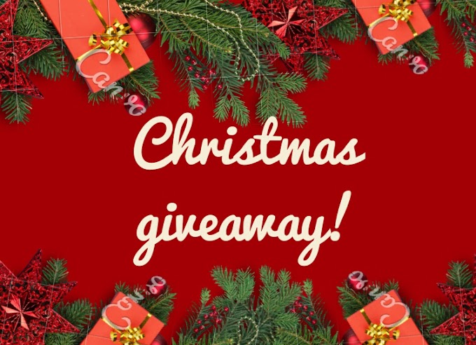 WE ARE HAVING A CHRISTMAS GIVEAWAY!