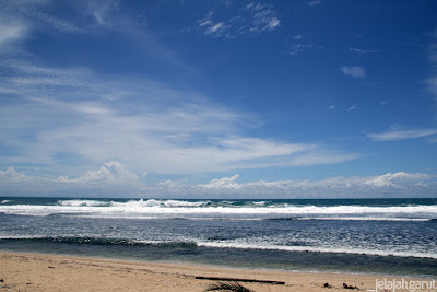 Menuju Ke Pantai Sayang Heulang Pamengpeuk Garut