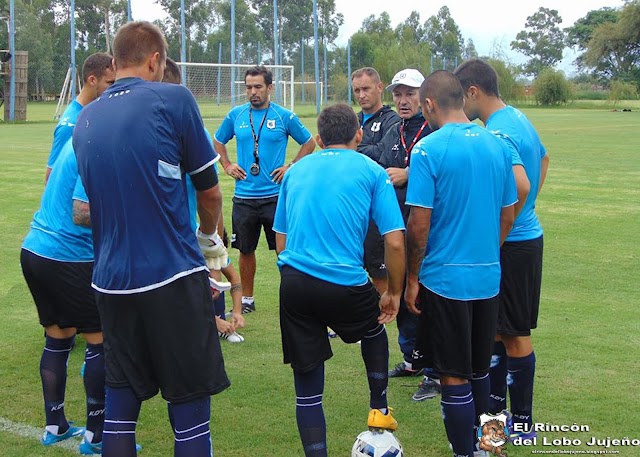 Los suplentes vencieron a Zapla