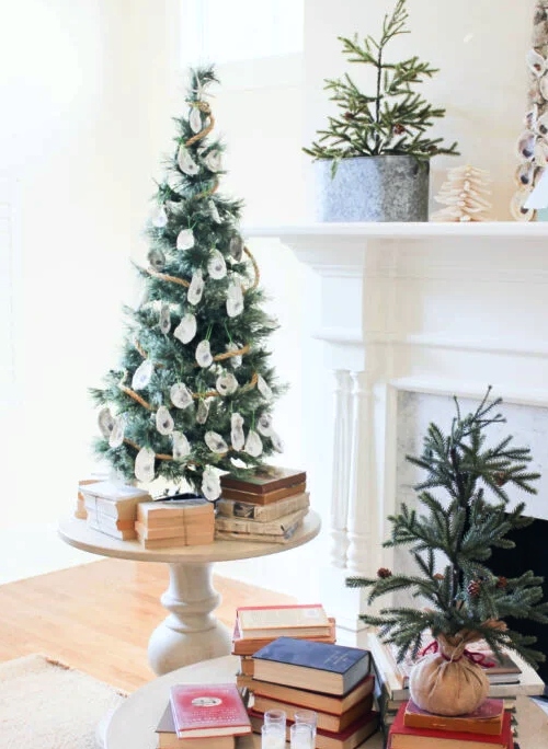 Small Coastal Christmas Tree Ideas